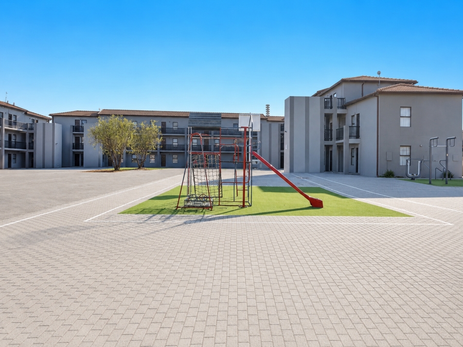 2 Bedroom Property for Sale in Parklands Western Cape